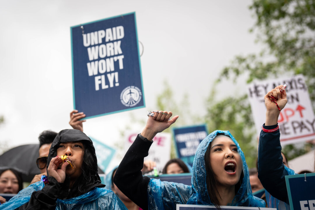 westjet-flight-attendants-vote-90.2%-to-ratify-new-three-year-collective-agreement