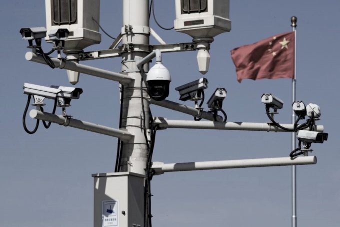bipartisan-lawmakers-press-commerce-to-close-gaps-in-china-intelligence-controls