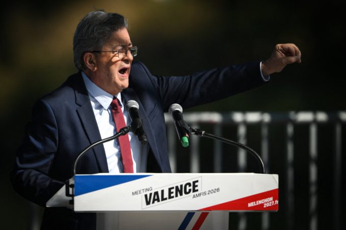 far-left-leader-melenchon-closes-in-on-french-presidential-runoff,-new-poll-finds