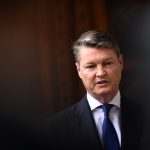 victorian-government-to-cut-140-executive-roles-in-government-in-a-bid-to-save-$100-million