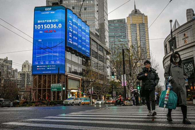 shanghai’s-economic-woes-deepen-as-foreign-firms-retreat-and-property-market-slumps