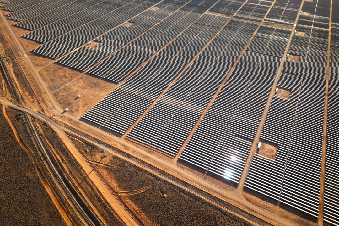 solar-panel-recycling-could-be-australia’s-next-billion-dollar-industry:-recycling-boss