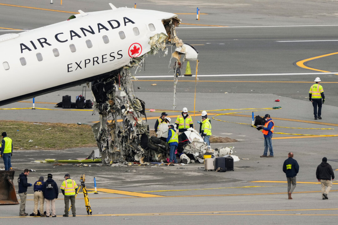 flight-controllers-allegedly-punched-out-early-before-air-canada-plane-crash