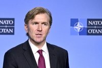 us-under-secretary-for-war-meets-nato-allies-amid-european-posture-review