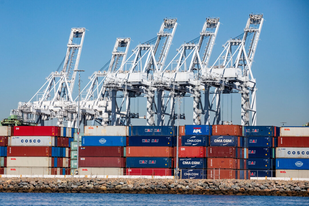 us-goods-trade-deficit-hits-largest-level-since-march-2025