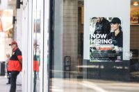 us-unemployment-claims-drop-ahead-of-annual-payroll-revisions