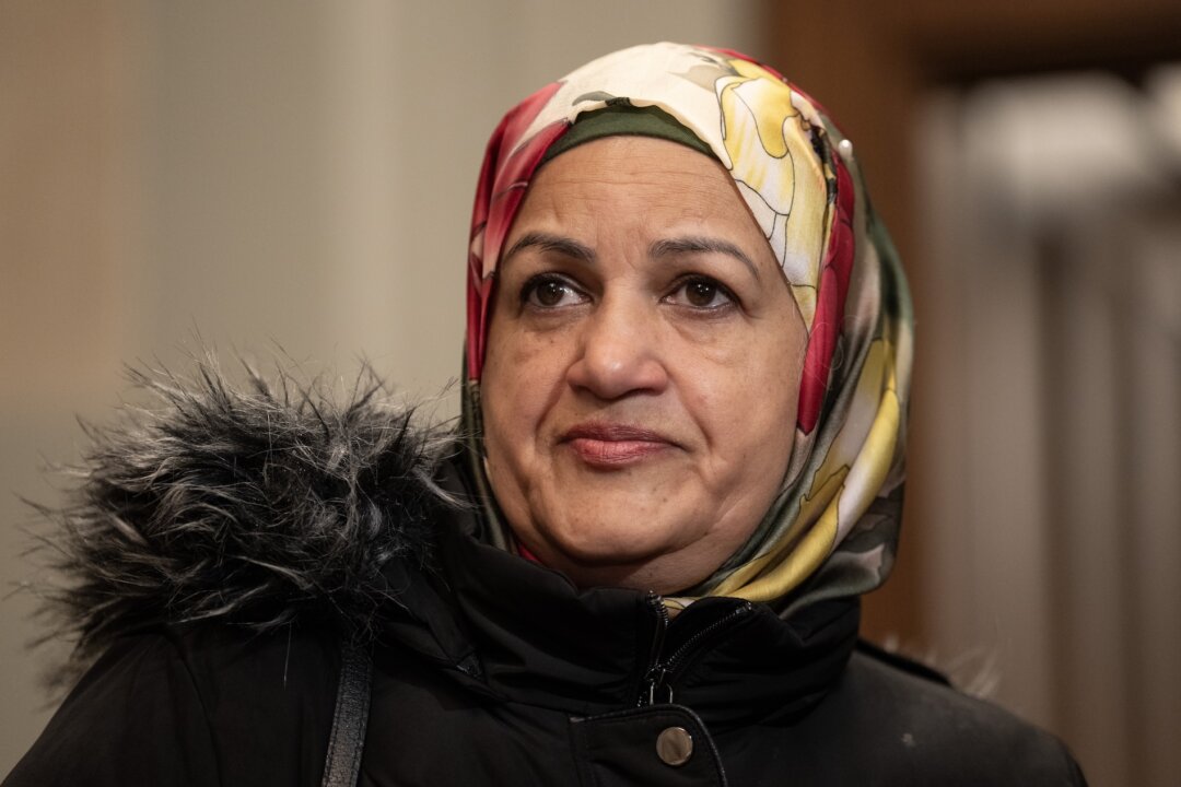 police-suspect-arson-after-liberal-mp’s-car-set-ablaze-outside-toronto-area-home