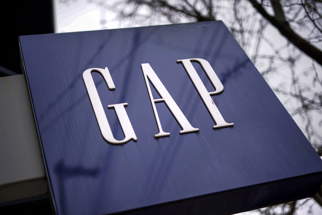 gap-stock-rallies-after-naming-retail-veteran-as-old-navy-ceo