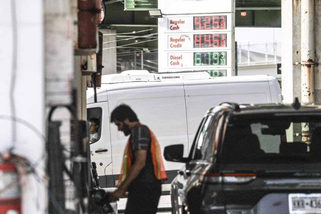 labor-day-gas-prices-head-for-record-high