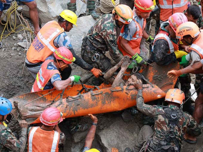 nepal-tunnel-rescue-revives-hopes-10-days-after-flood