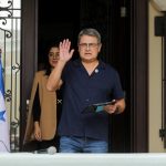 honduran-court-drops-fraud,-money-laundering-case-against-former-president