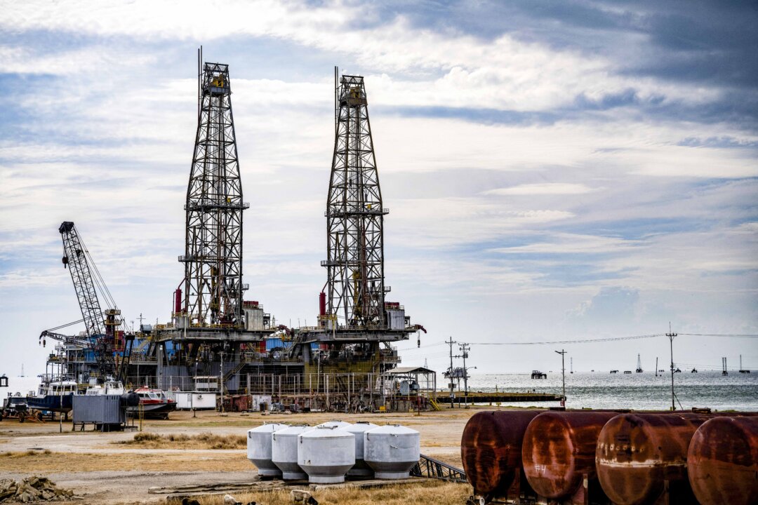 wright-says-venezuela’s-oil-production-could-more-than-double-under-new-deals