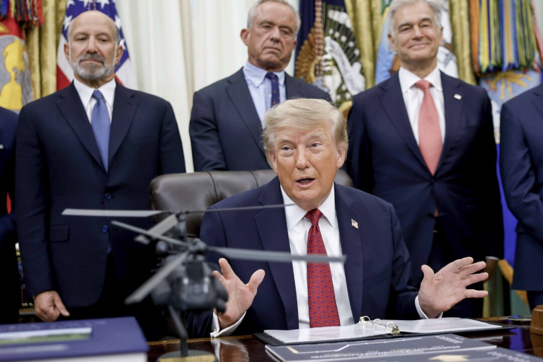 trump-reviewing-us-position-on-uk-governed-falkland-islands