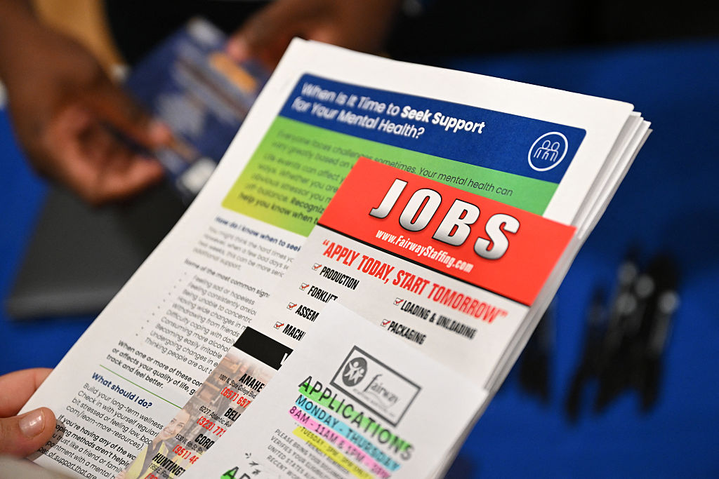 most-us-workers-fear-obsolescence-in-ai-era,-experts-say-adaptation-goes-beyond-tech