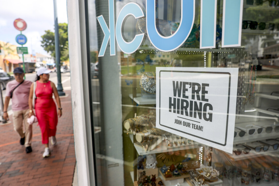 us-economy-adds-162,000-new-jobs-in-august,-far-higher-than-market-expectations