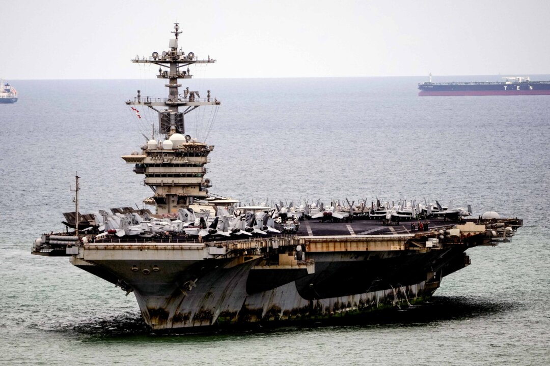 uss-abraham-lincoln-arrives-in-thailand-after-286-days-at-sea