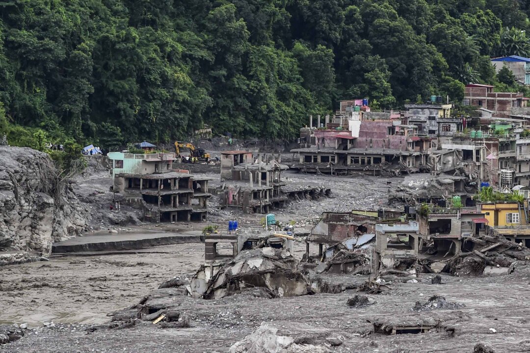 death-toll-in-nepal–tibet-flood-tops-1,100-as-china’s-tibet-toll-remains-unchanged-for-days