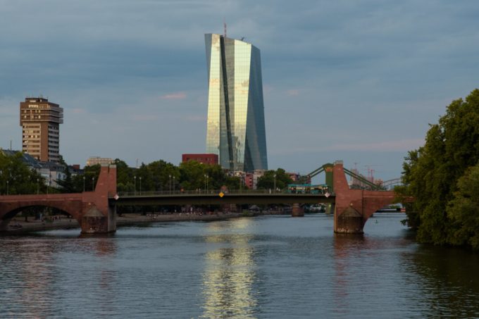 inflation-rises-again-above-3-percent-in-eurozone