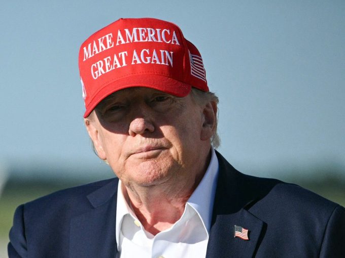 trump-targets-bombardier,-canadian-dollar-in-truth-social-blitz-ahead-of-tariff-deadline