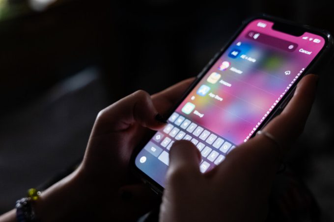 5-investigations-launched-into-potential-breaches-of-australia’s-under-16-social-media-ban