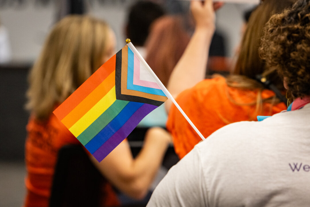 queensland-government-to-end-ties-with-lgbt-program-for-school-staff