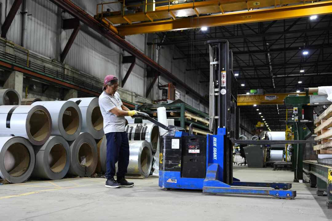 tariff-price-hikes-may-take-time-to-hit-shelves-as-retailers-work-through-inventory