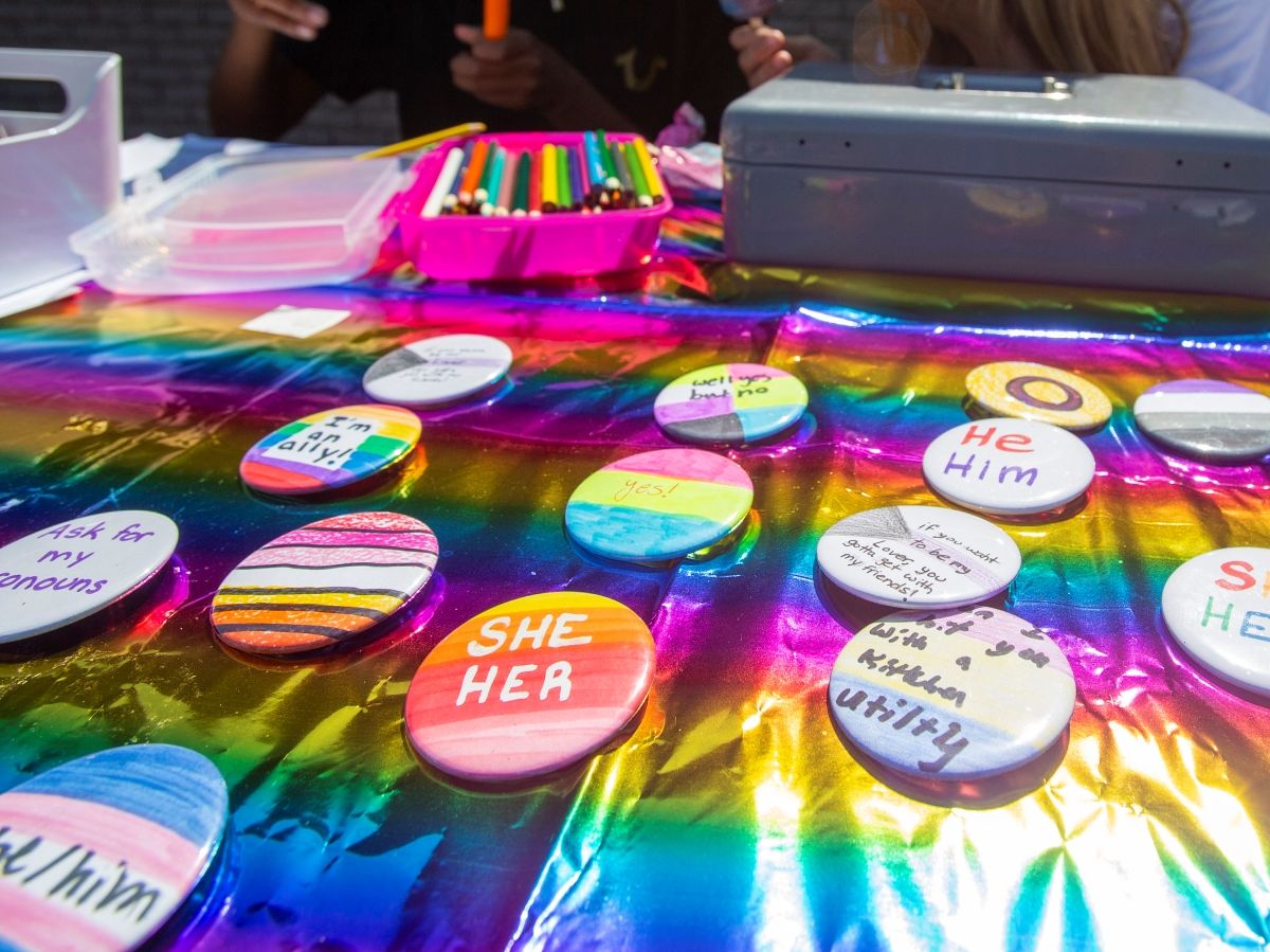 amy-hamm:-don’t let-the-globe-and-mail-call-you-a-bigot-over-pronouns 