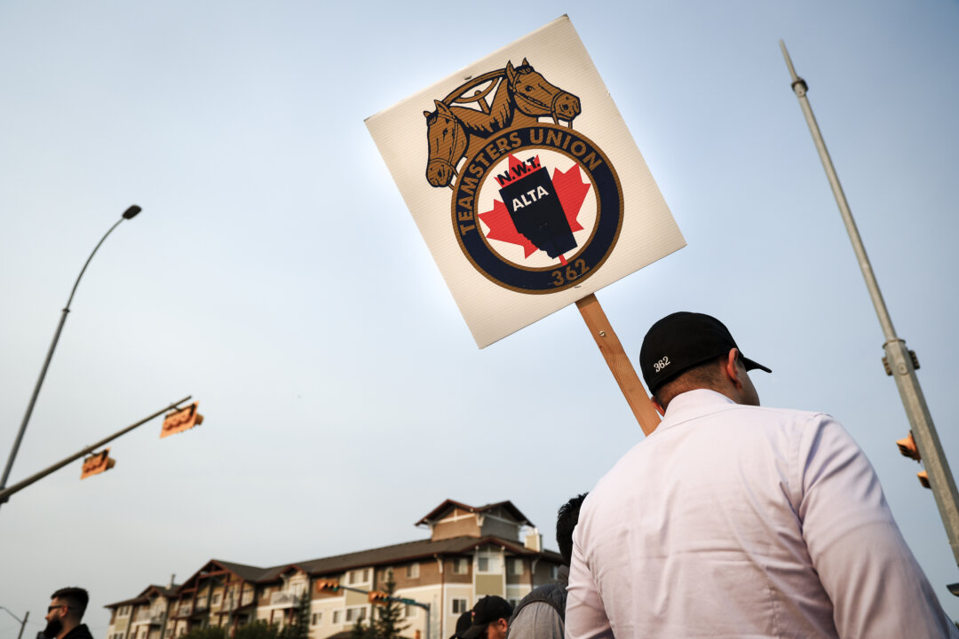 unions,-employers-split-on-government-intervention-in-labour-disputes