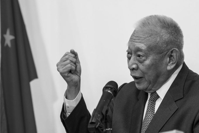 tung-chee-hwa,-hong-kong’s-first-leader-under-chinese-communist-rule,-dies-at-89