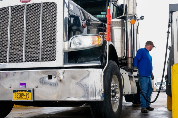 high-diesel-prices-lift-us-producer-inflation-in-august