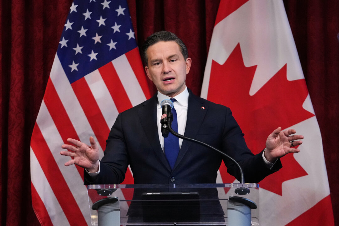 poilievre-touts-canada–us-relationship,-urges-return-to-tariff-free-trade-in-us-media-interview
