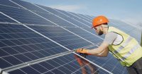 new-tariffs-hitting-canadian-cleantech-‘quickly-–-and-in-very-different-ways’:-poll
