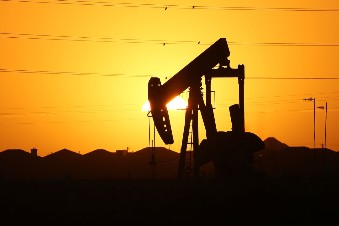 us-crude-production-projected-to-hit-record-high-in-2026