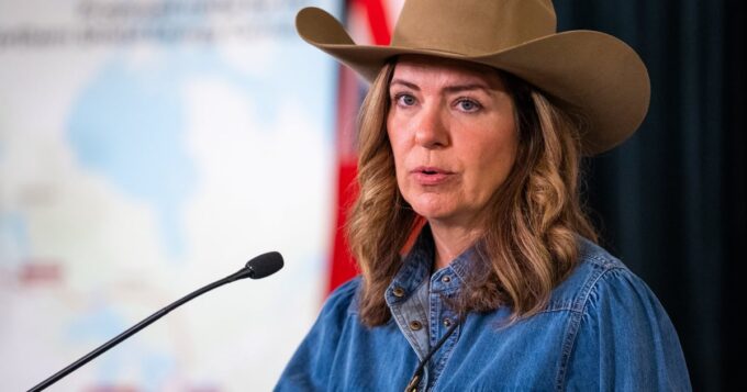 alberta-could-spend-billions-on-public-gas-pipelines-to-fuel-data-centre-boom,-leaked-document-suggests