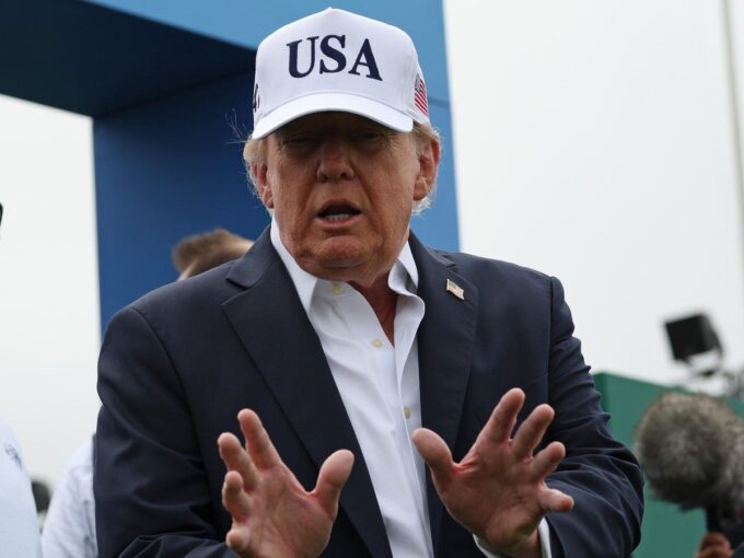 trump-says-‘whoever-wins-ai-wins’-as-tech-ceos-hit-the-brakes
