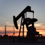 oil-rises-more-than-2-percent-following-houthi-attacks-on-saudi-arabia,-pipeline-shutdown