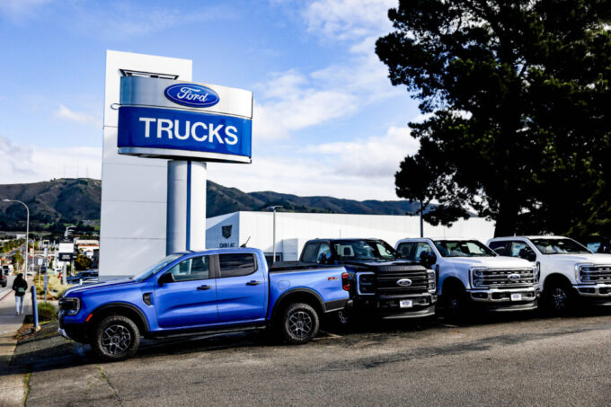 ford-recalls-223,000-trucks-due-to-possible-leaking-or-detaching-fuel-tanks