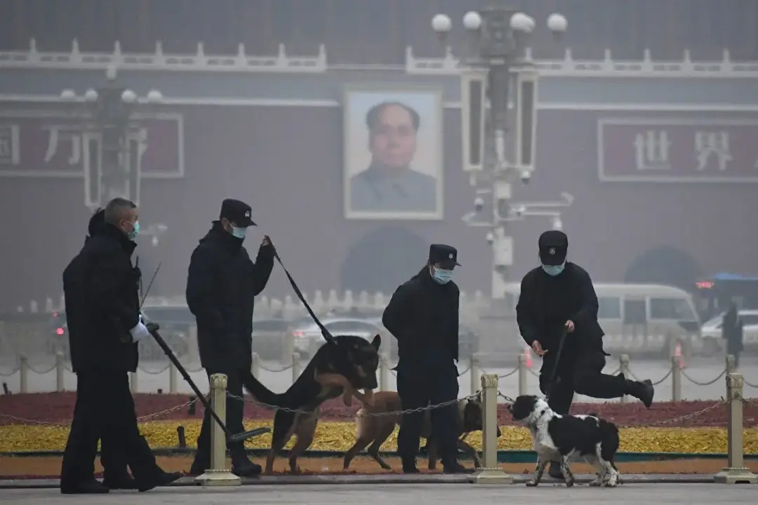 mao’s-shadow-looms-over-china-50-years-on