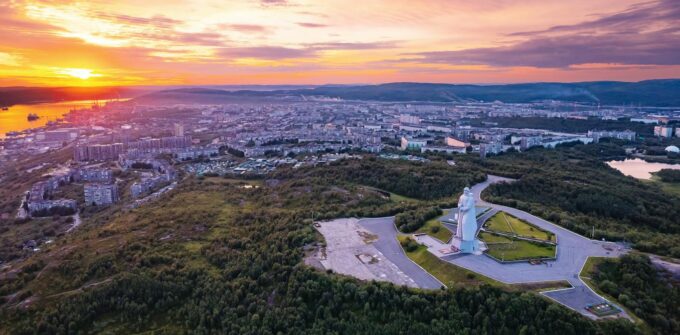 how-war-and-sanctions-are-reshaping-how-russia-governs-its-vast-territory