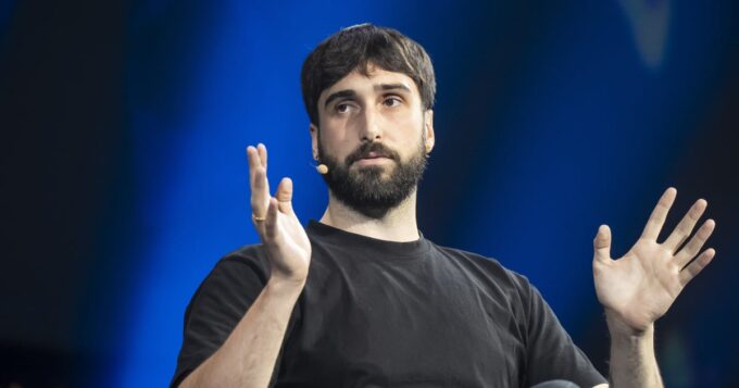 silicon-valley-shouldn’t-self-regulate-on-ai-safety,-cohere-ceo-says