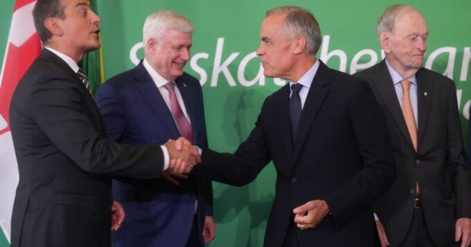 three-pms:-carney-recruits-chretien-and-harper-to-kick-off-investment-summit
