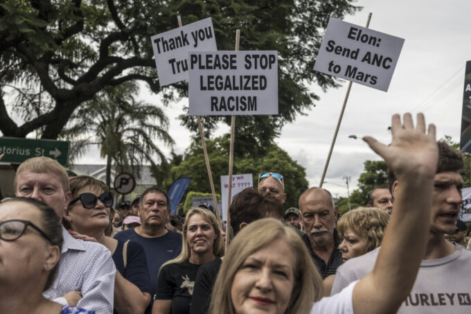us-launches-visa-restrictions-on-south-africans-who-discriminate,-incite-violence-against-afrikaners