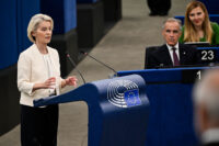 eu-chief-seeks-to-make-canada-the-bloc’s-first-associate-member
