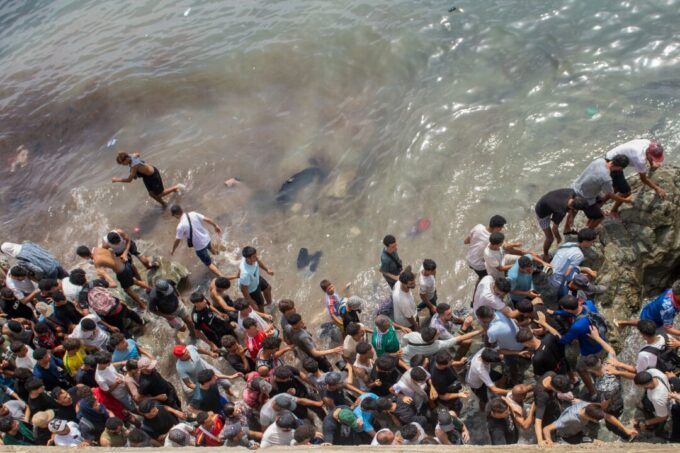 italy,-spain-again-extend-border-restrictions-due-to-ceuta-illegal-immigration-crisis