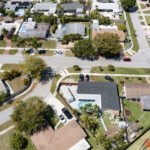 mortgage-demand-drops-as-rate-climbs-toward-7-percent