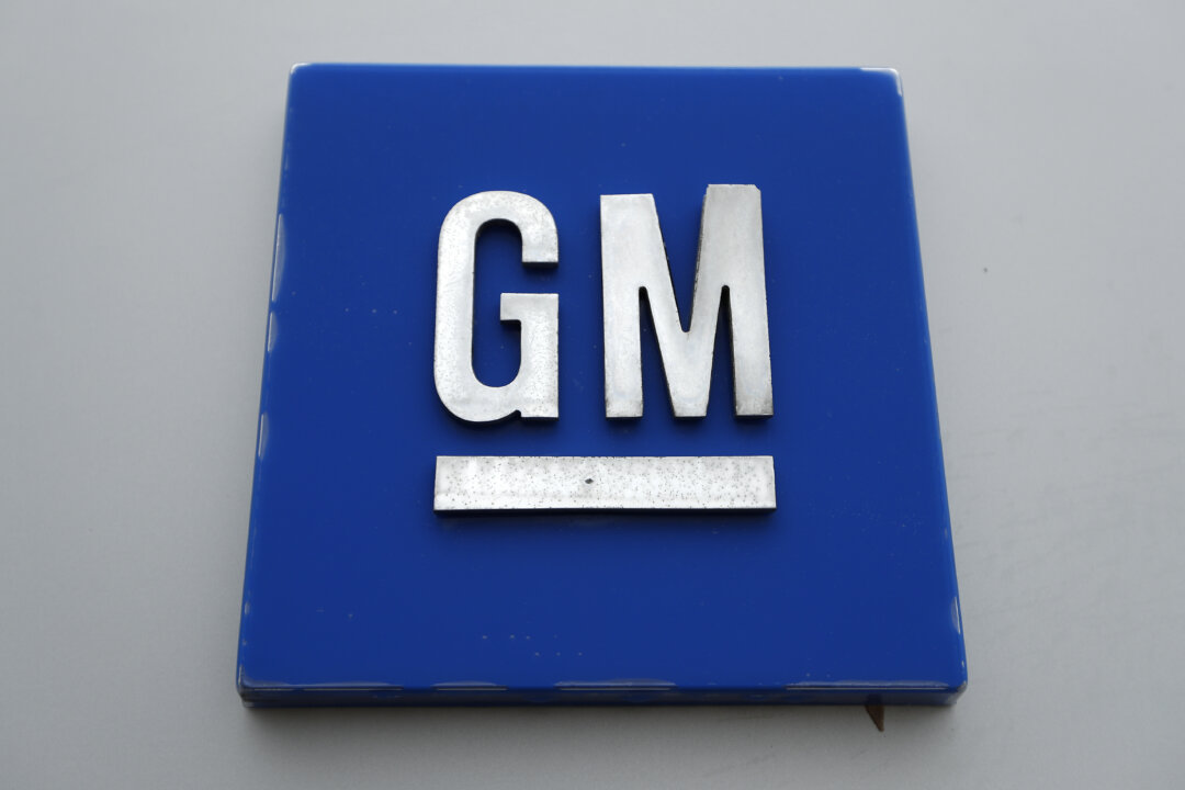 gm-unveils-next-gen-v8-lineup-for-2027-silverado-and-sierra