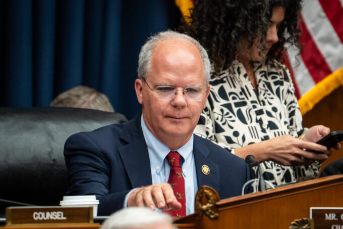 guthrie-warns-against-ceding-ai-lead-to-china;-schumer-pushes-guardrails,-chip-curbs
