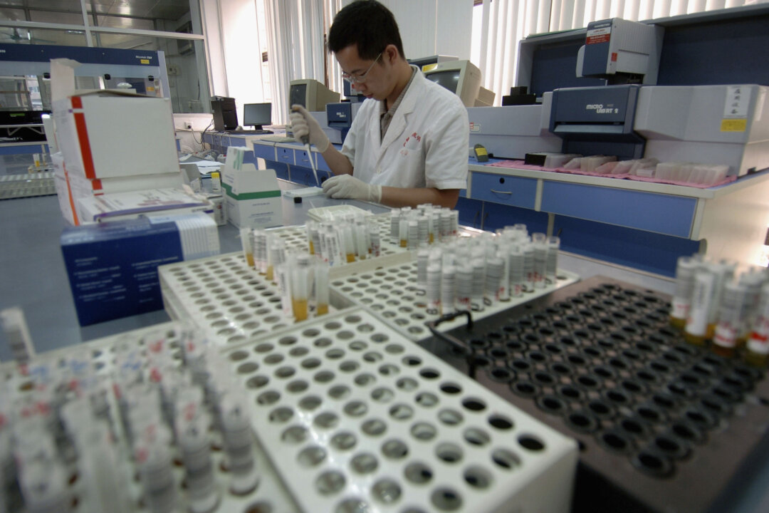 chinese-hospital-faces-criticism-for-tying-leave-for-interns-to-blood-donations