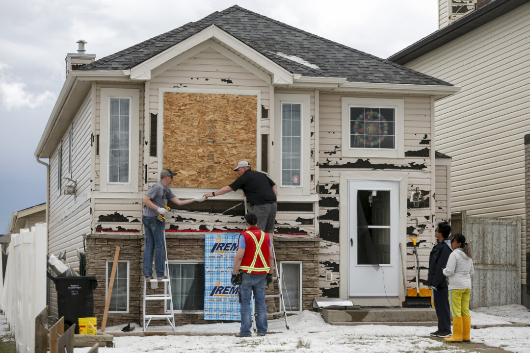 extreme-weather-on-prairies-this-year-caused-nearly-$2b-in-insured-damages:-report