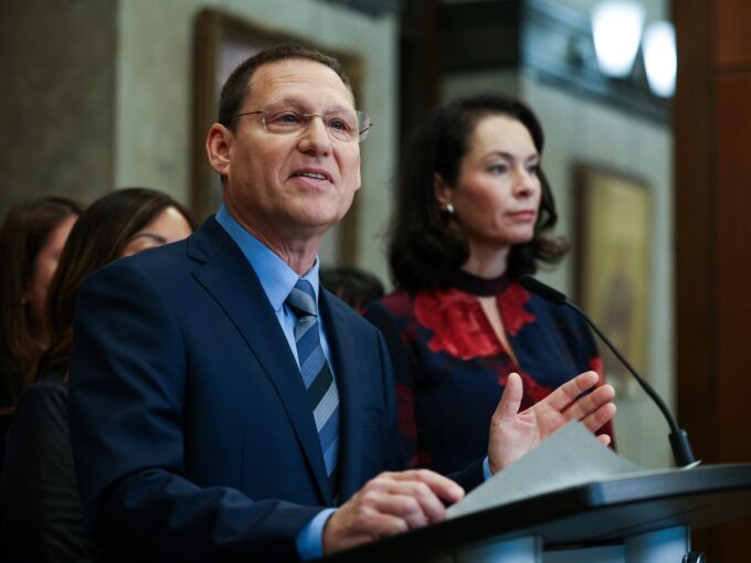john-ivison:-carney-throws-the-ndp-a-lifeline-with-his-new-labour-bill